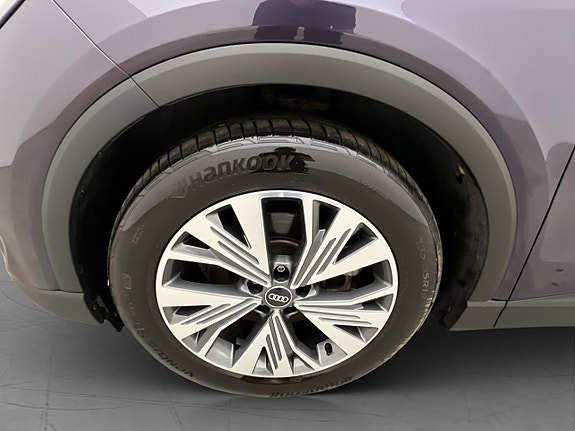 Audi Q4 e-tron 28 of 30