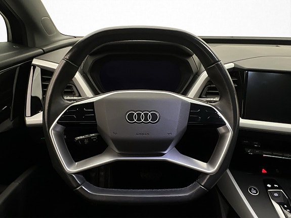 Audi Q4 e-tron 12 of 30