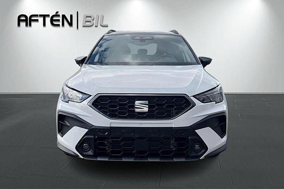 Seat Arona 3 of 25