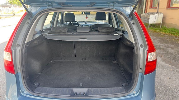 Hyundai i30 6 of 8