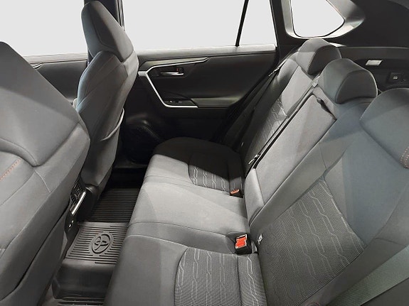 Toyota RAV4 17 of 20