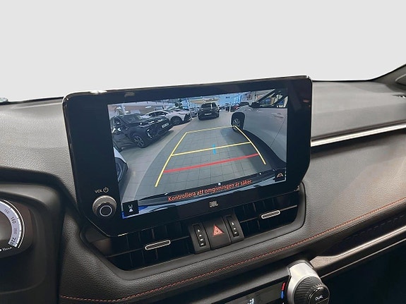 Toyota RAV4 13 of 20