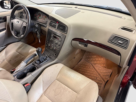 Volvo V70 13 of 14