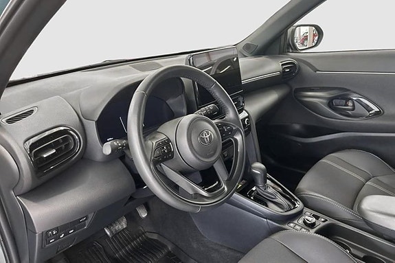 Toyota Yaris Cross 8 of 12