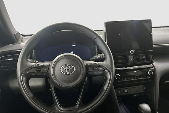 Toyota Yaris Cross 11 of 12