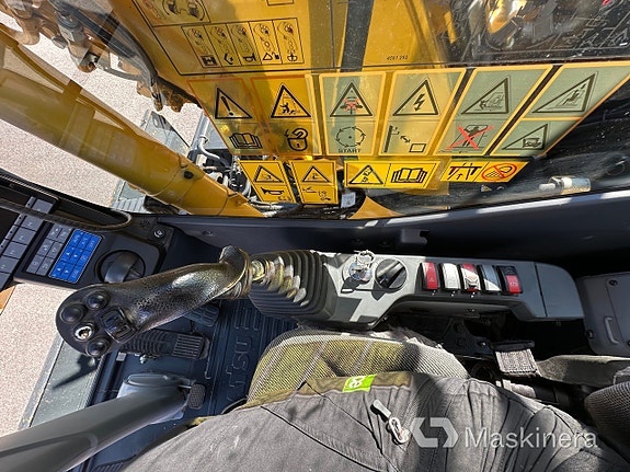 Hjulgrävare Komatsu PW148 24 of 27