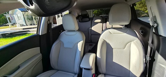 Jeep Compass 4 of 7