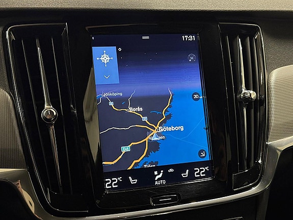 Volvo S90 23 of 29