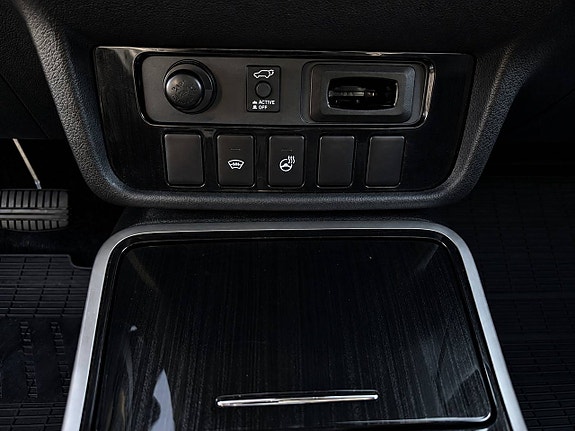 Mitsubishi Outlander 12 of 17