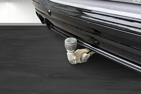 Mercedes-Benz GLC400 13 of 29