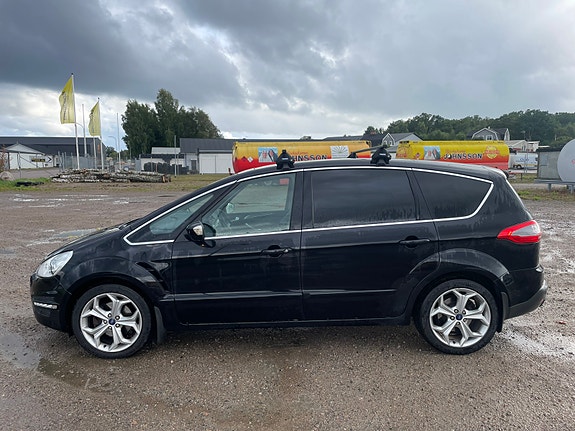 Ford S-MAX 2 of 7