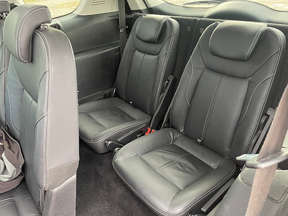 Ford S-MAX 7 of 7