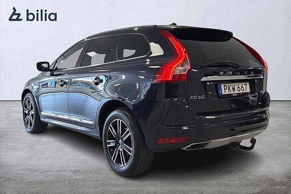 Volvo XC60 2 of 27