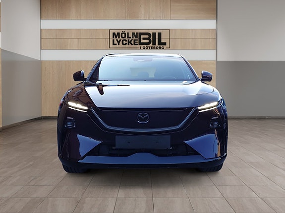 Mazda CX-6e 7 of 17