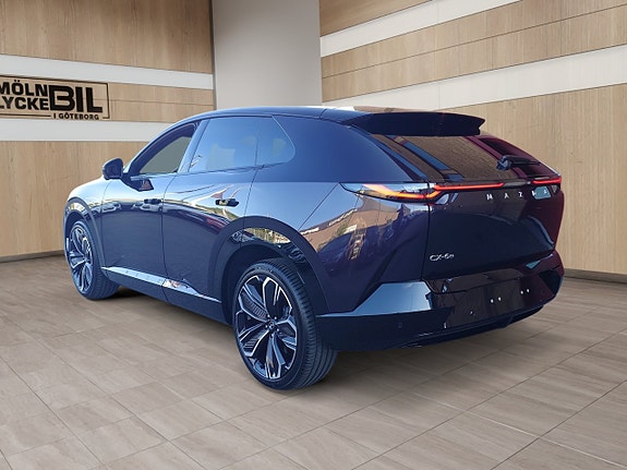 Mazda CX-6e 2 of 17
