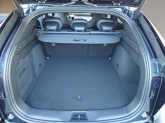 Mazda CX-6e 11 of 17