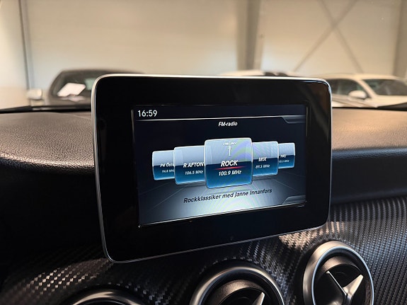 Mercedes-Benz A200 18 of 19