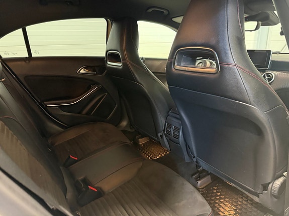 Mercedes-Benz A200 10 of 19