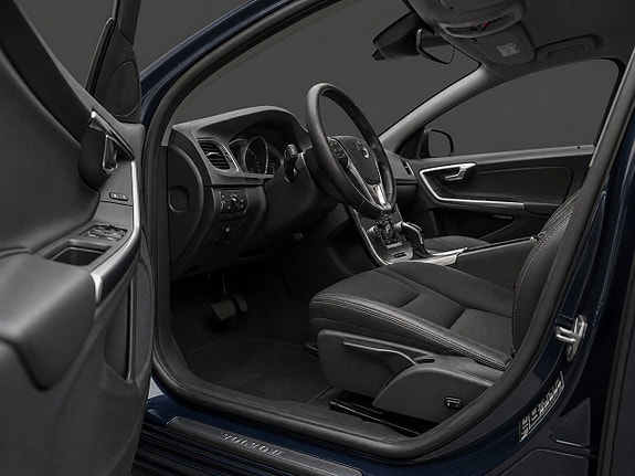 Volvo V60 7 of 21