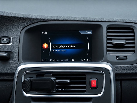 Volvo V60 13 of 21
