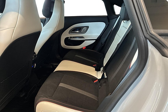 Mercedes-Benz CLA250+ 10 of 29