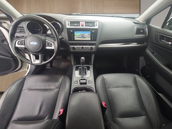 Subaru Outback 8 of 18