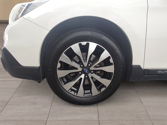 Subaru Outback 17 of 18