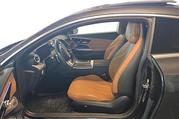 Mercedes-Benz CLE300 7 of 15