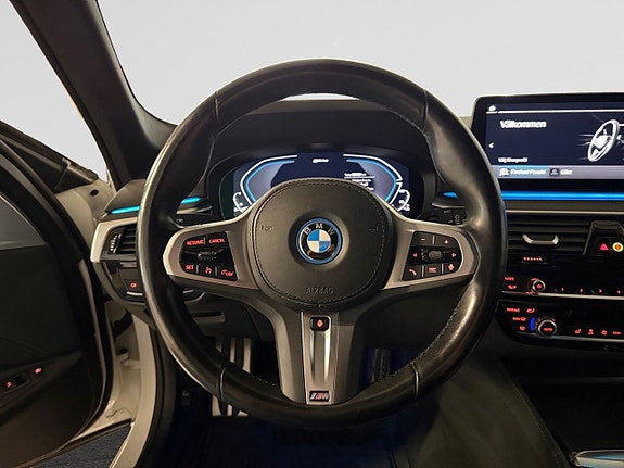 BMW 530e 13 of 21