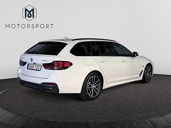 BMW 530e 3 of 21