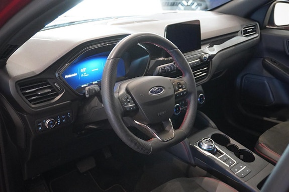 Ford Kuga 2 of 11