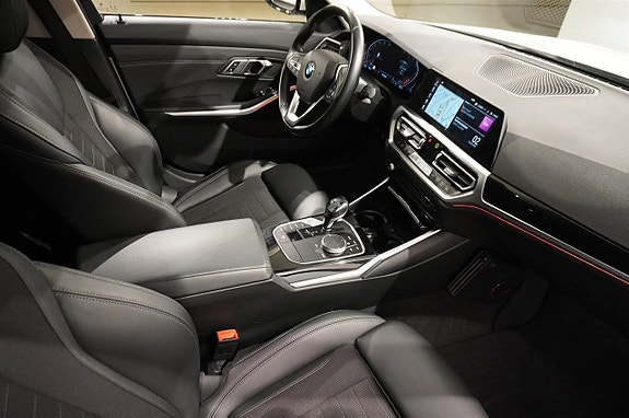 BMW 320d 12 of 12