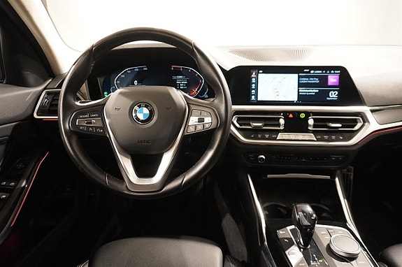 BMW 320d 10 of 12