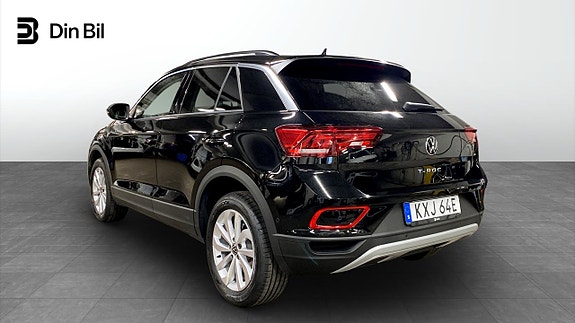 Volkswagen T-Roc 3 of 12