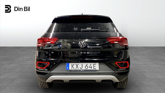 Volkswagen T-Roc 5 of 12