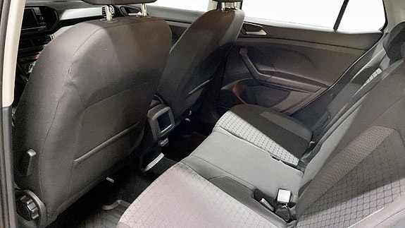 Volkswagen T-Cross 11 of 12