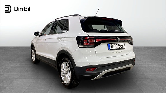 Volkswagen T-Cross 3 of 12