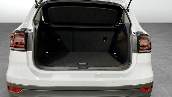 Volkswagen T-Cross 12 of 12