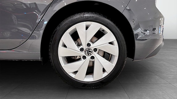 Volkswagen Golf I 6 of 21