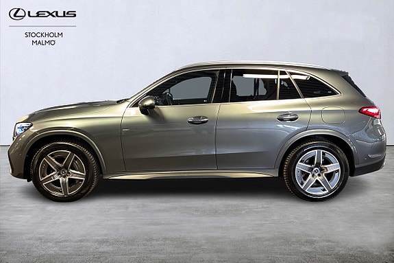 Mercedes-Benz GLC300 e 2 of 27