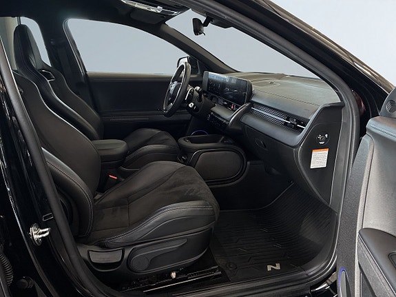 Hyundai Ioniq 5 10 of 25