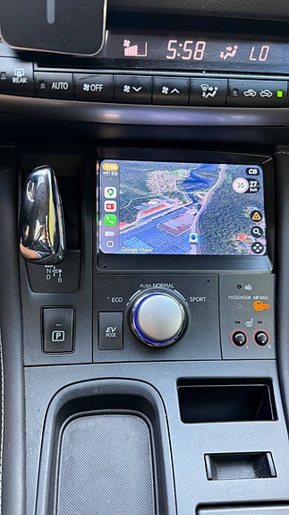 Lexus CT200h 13 of 17