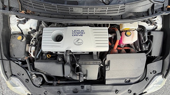 Lexus CT200h 14 of 17
