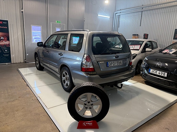 Subaru Forester 6 of 12