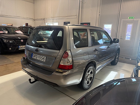 Subaru Forester 7 of 12