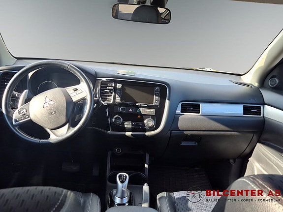 Mitsubishi Outlander 10 of 19