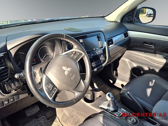 Mitsubishi Outlander 14 of 19
