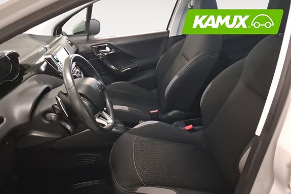 Peugeot 208 9 of 19