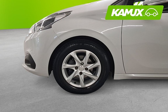 Peugeot 208 8 of 19