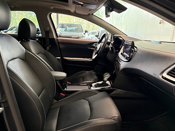 Kia Ceed 14 of 25